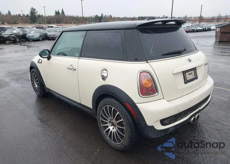 2009 Mini Cooper S из США, поврежденный, VIN WMWMF735X9TW85939